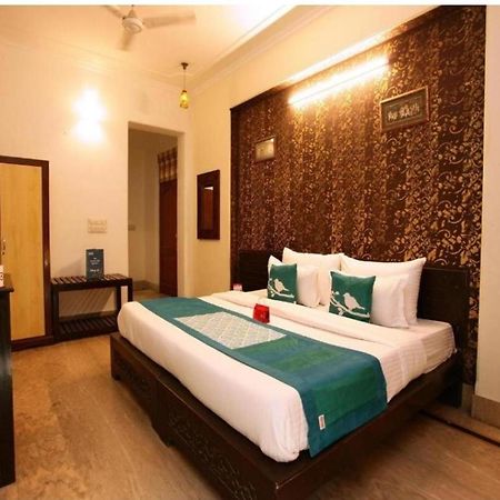Suites Admiral Delhi Airport Új-Delhi Kültér fotó